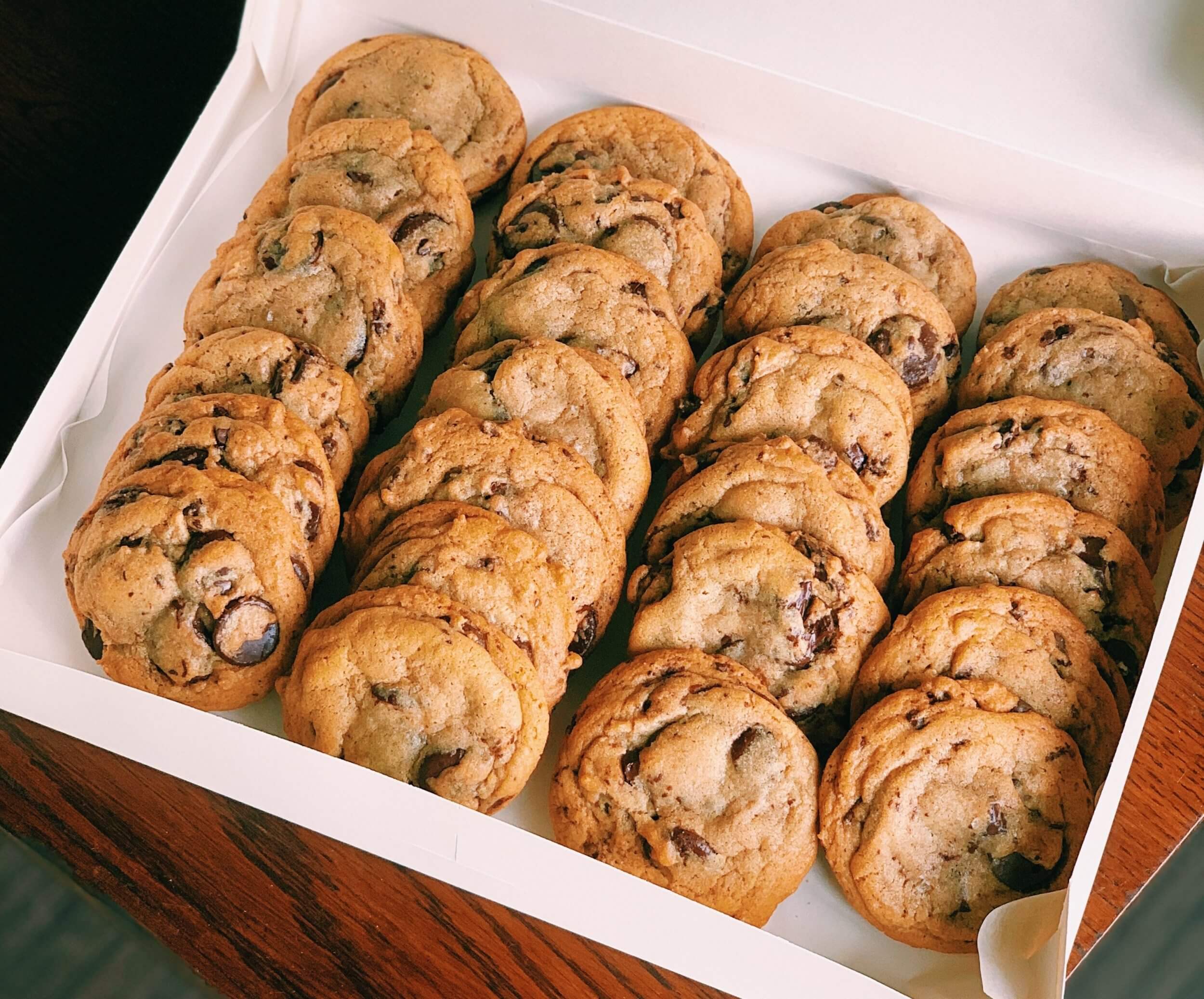 Gift your free cookie dough to teachers or volunteers as a Thank You.