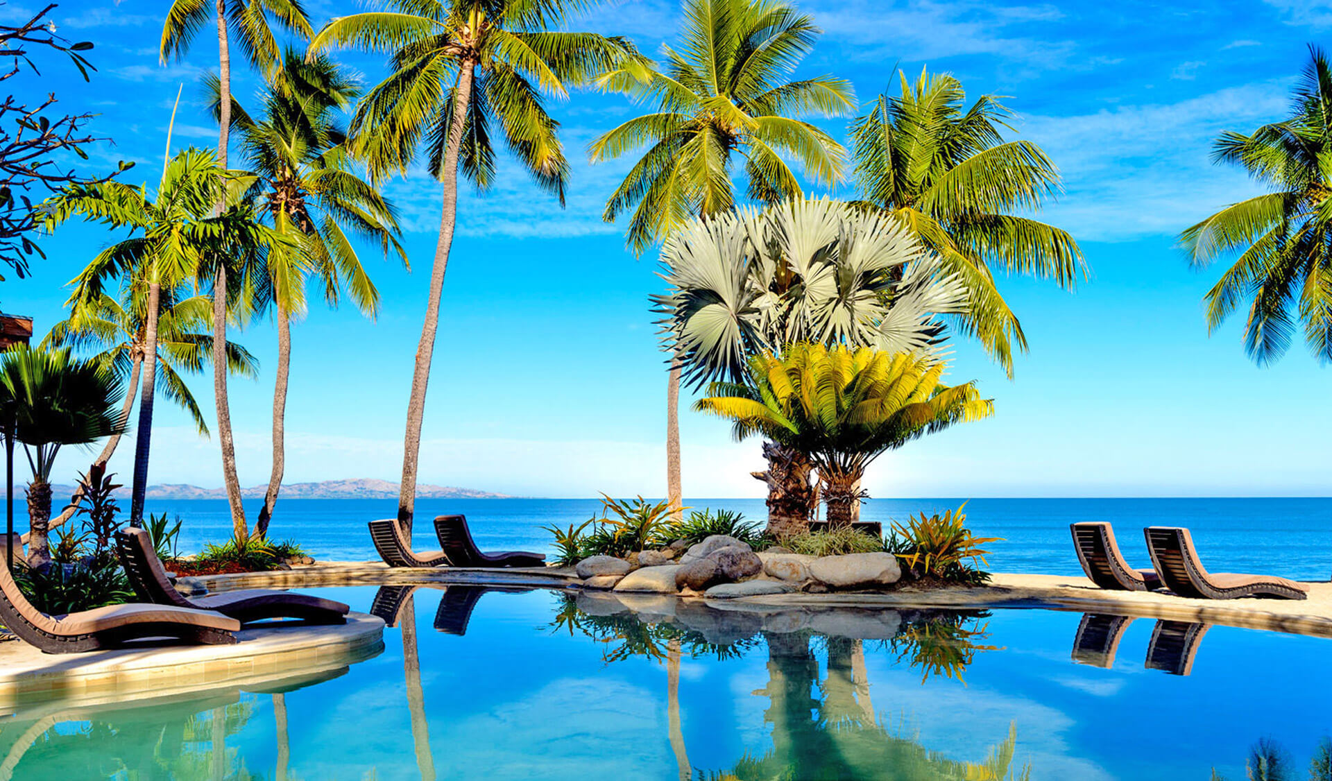 Sheraton Fiji Golf & Beach Resort - Sofitel Fiji Resort & Spa